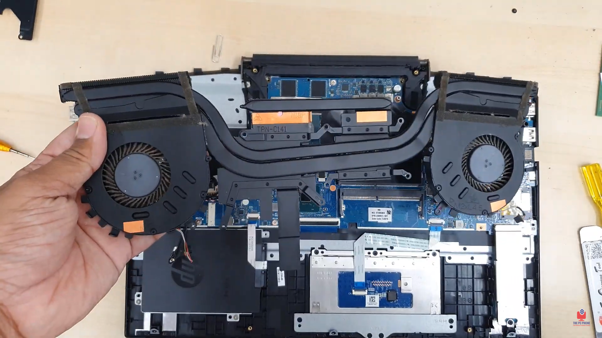 HP fan replacement process